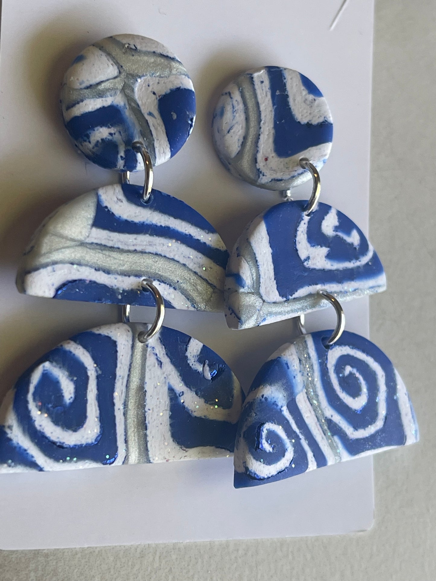 Fashion earrings